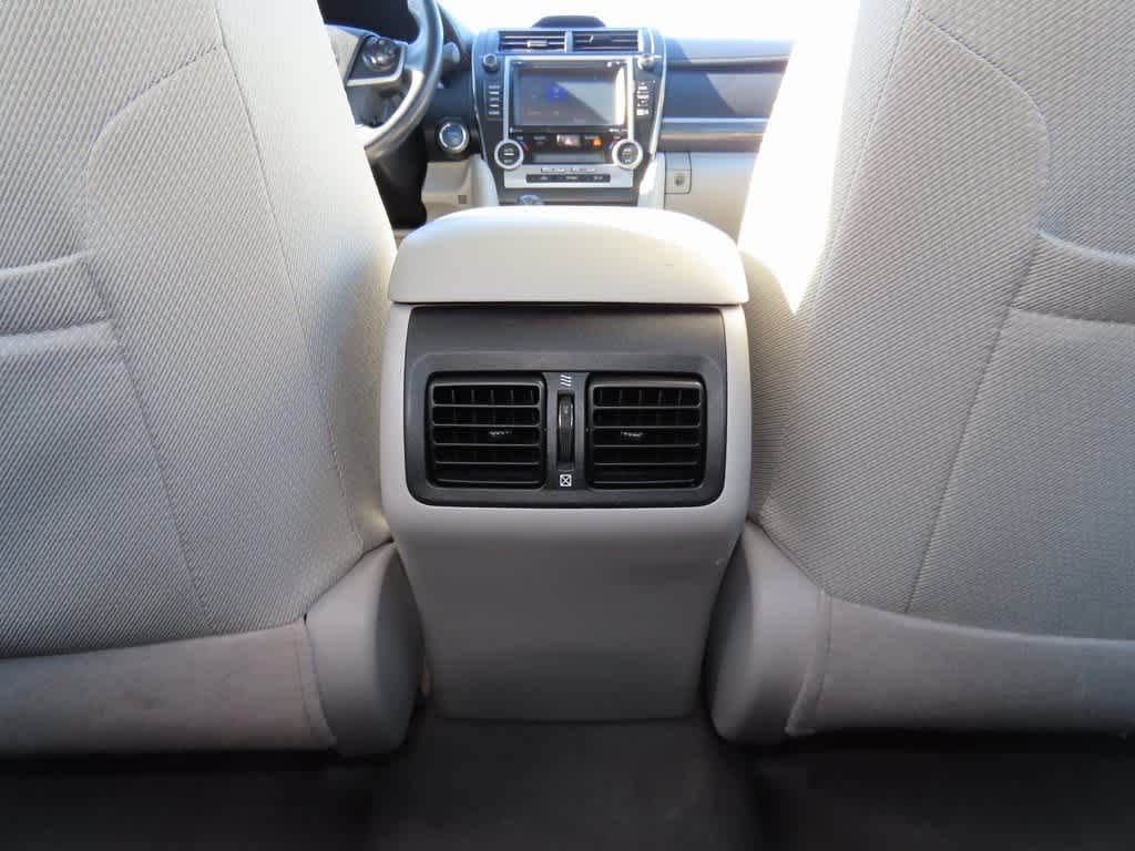 2014 Toyota Camry Hybrid XLE