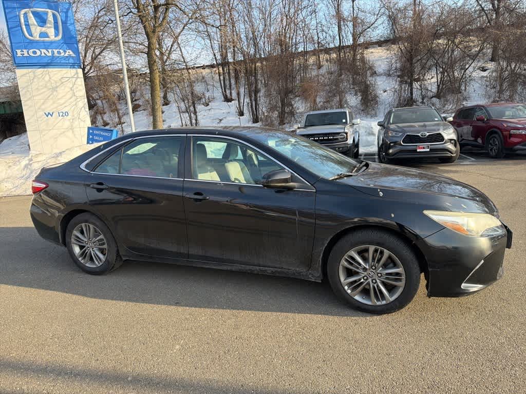 2015 Toyota Camry SE