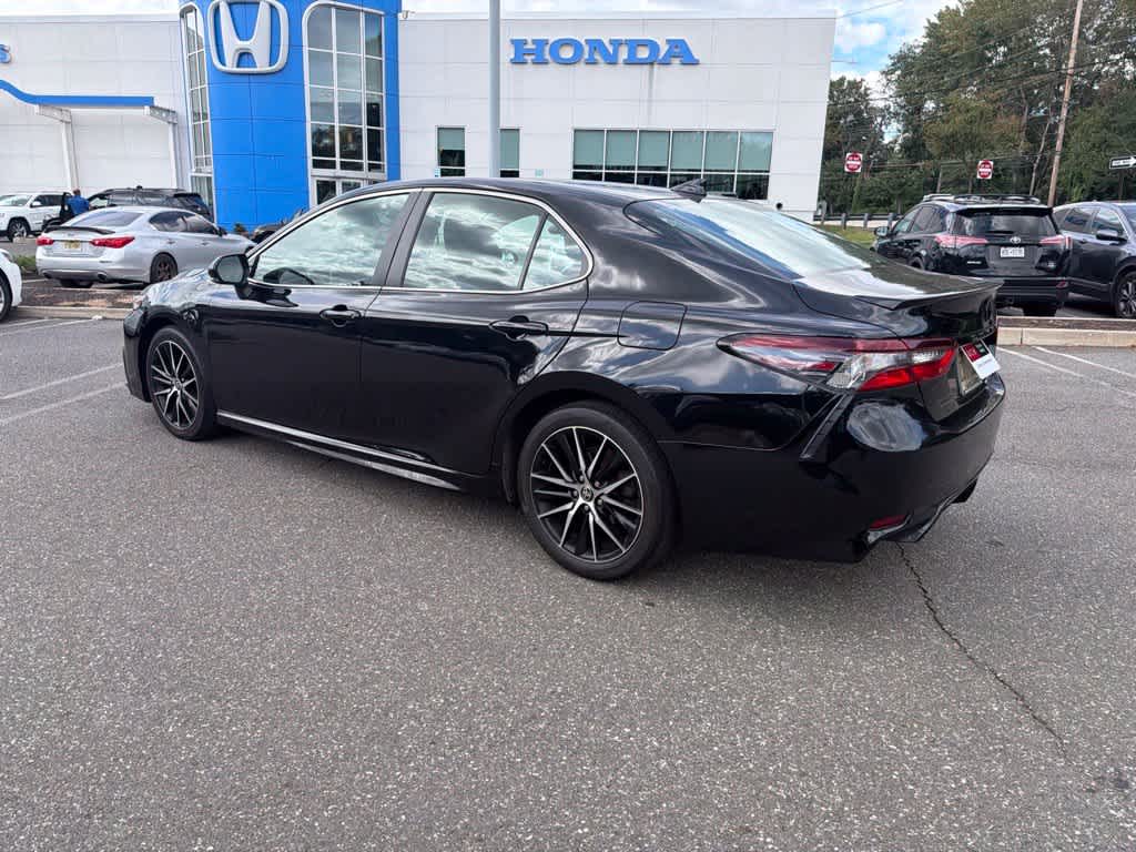 2024 Toyota Camry SE