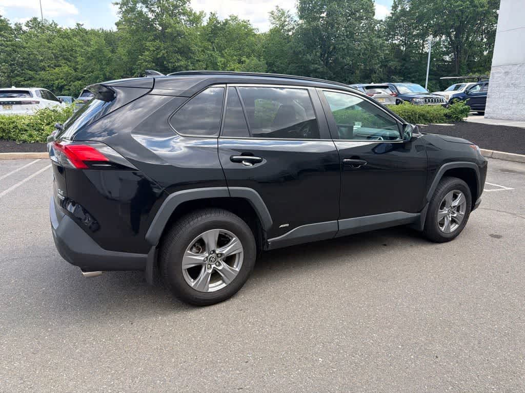 2022 Toyota RAV4 Hybrid XLE