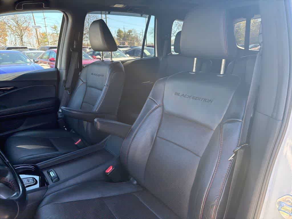 2022 Honda Pilot Black Edition