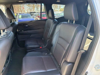 2022 Honda Pilot Black Edition