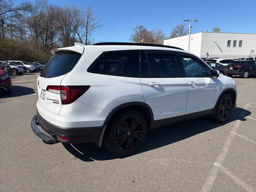 2022 Honda Pilot Black Edition