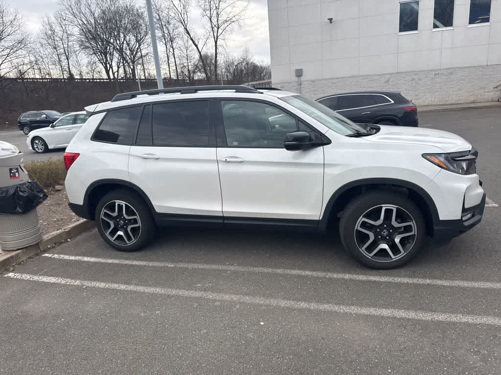 2023 Honda Passport Elite