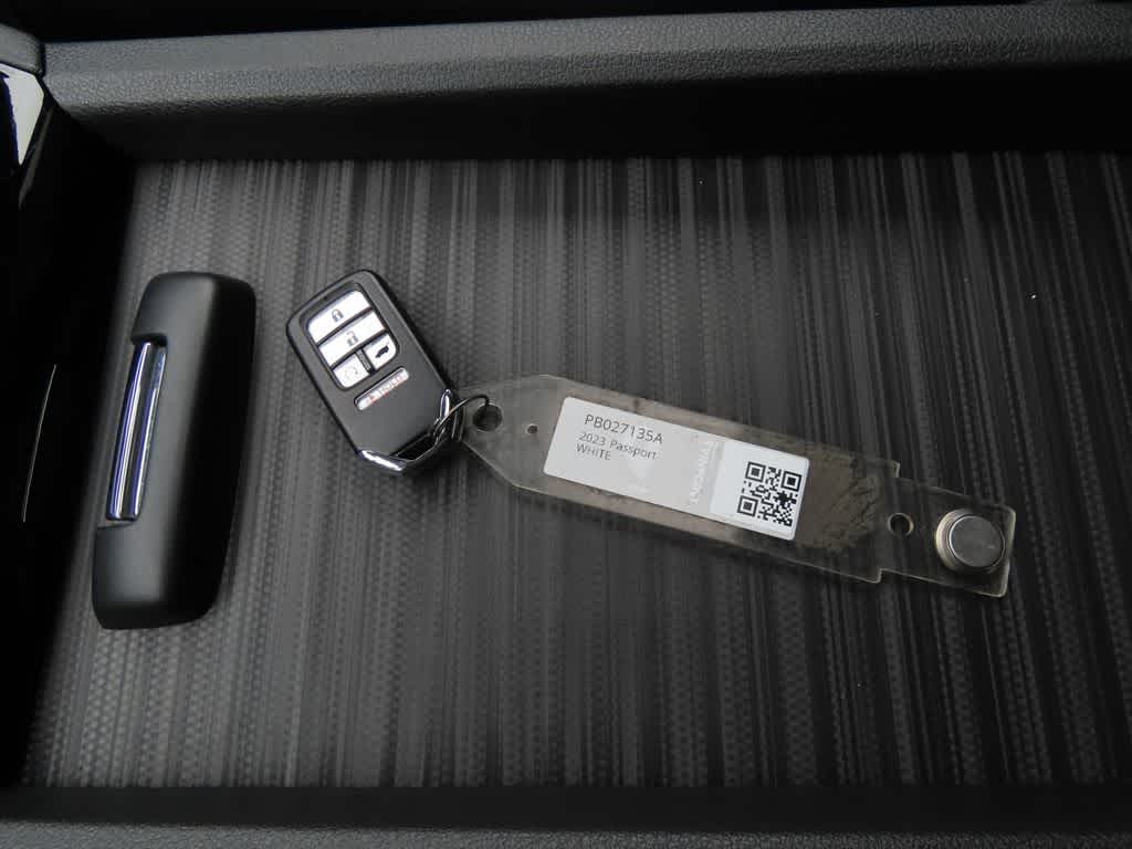 2023 Honda Passport Elite