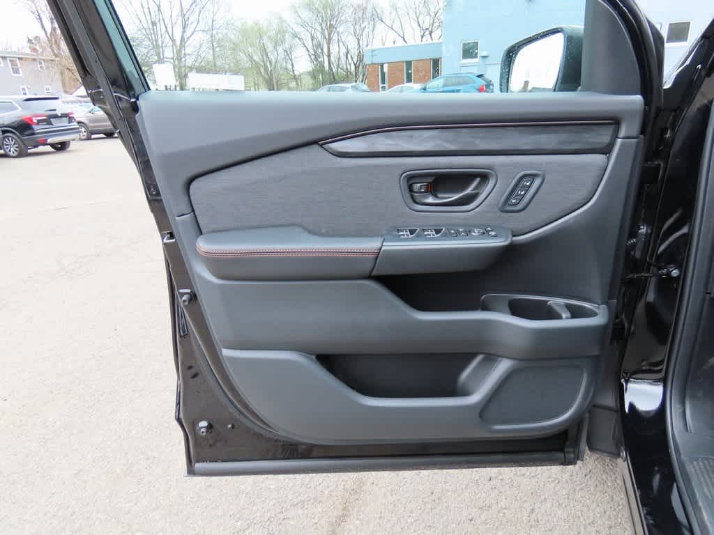 2026 Honda Passport TrailSport Blackout