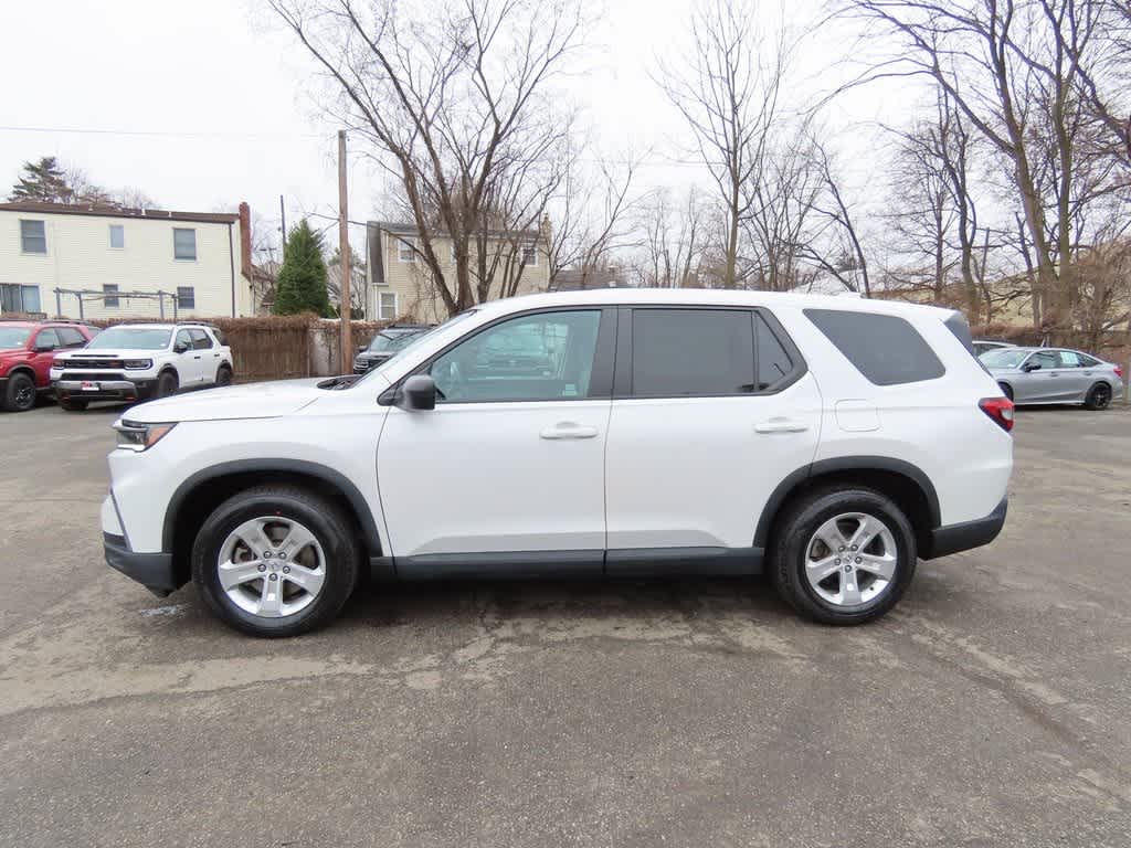 2023 Honda Pilot LX