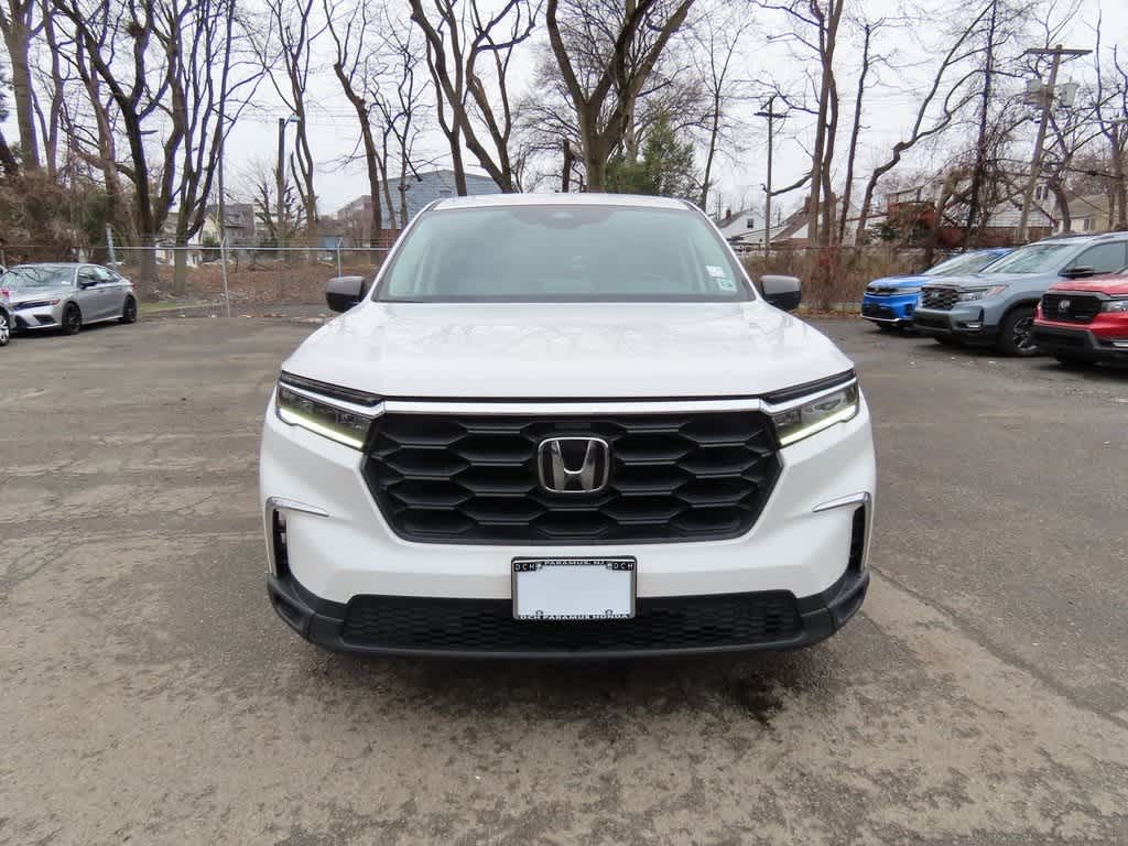 2023 Honda Pilot LX
