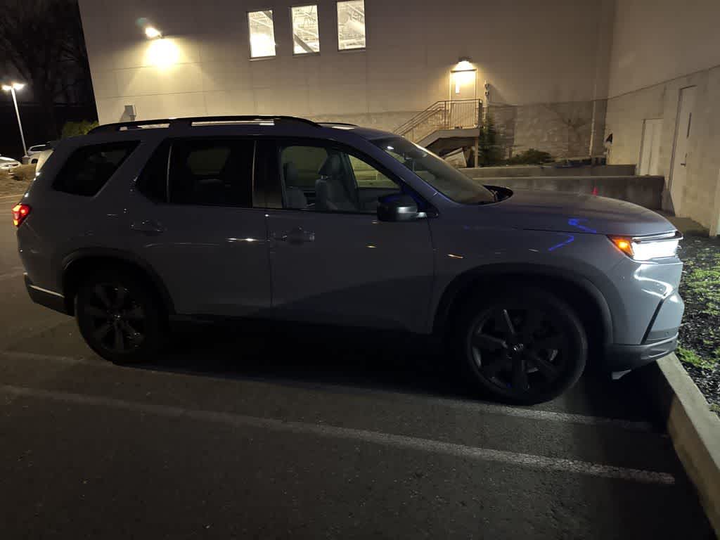 2025 Honda Pilot Sport