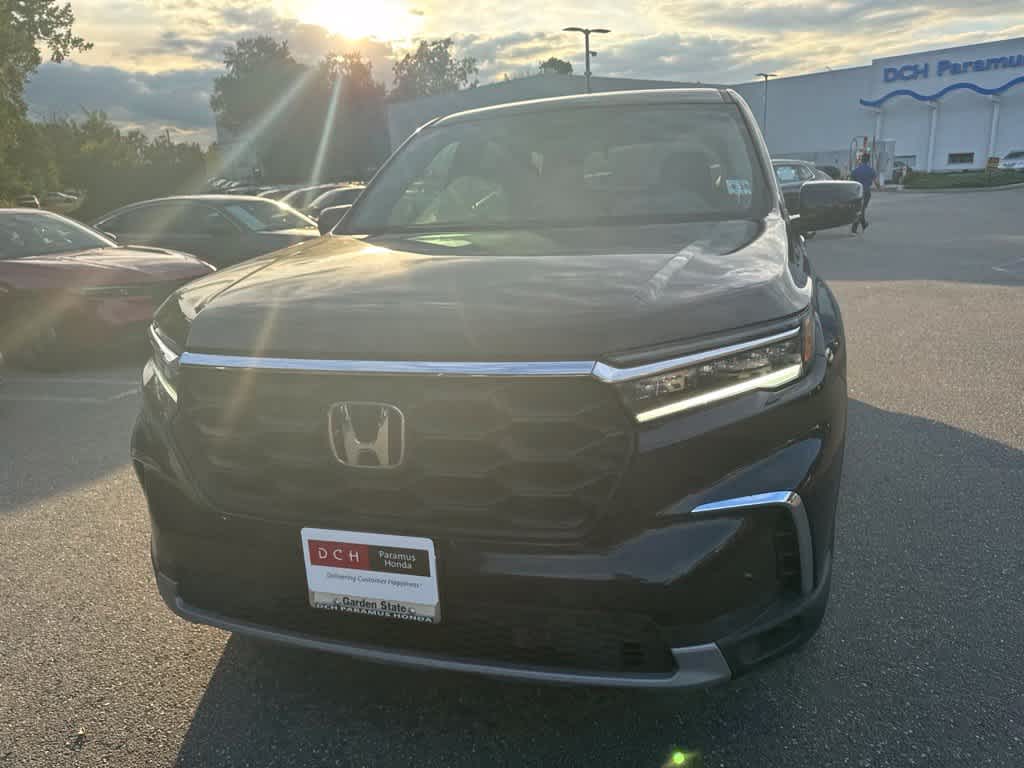 2023 Honda Pilot EX-L 8 Passenger