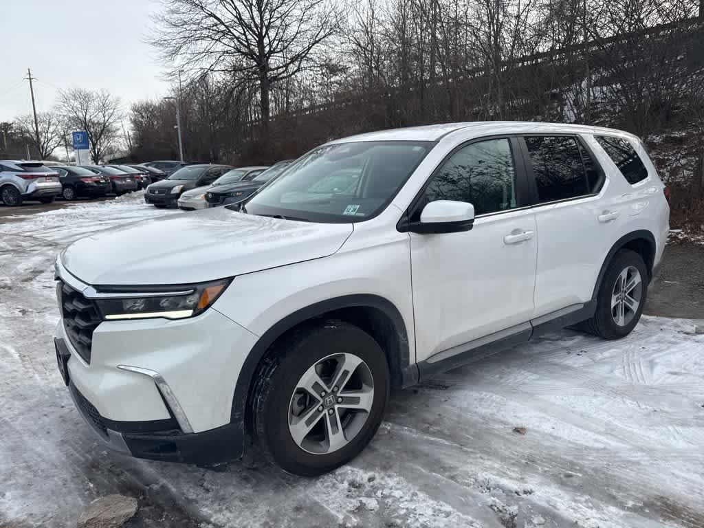 2024 Honda Pilot EX-L 8 Passenger