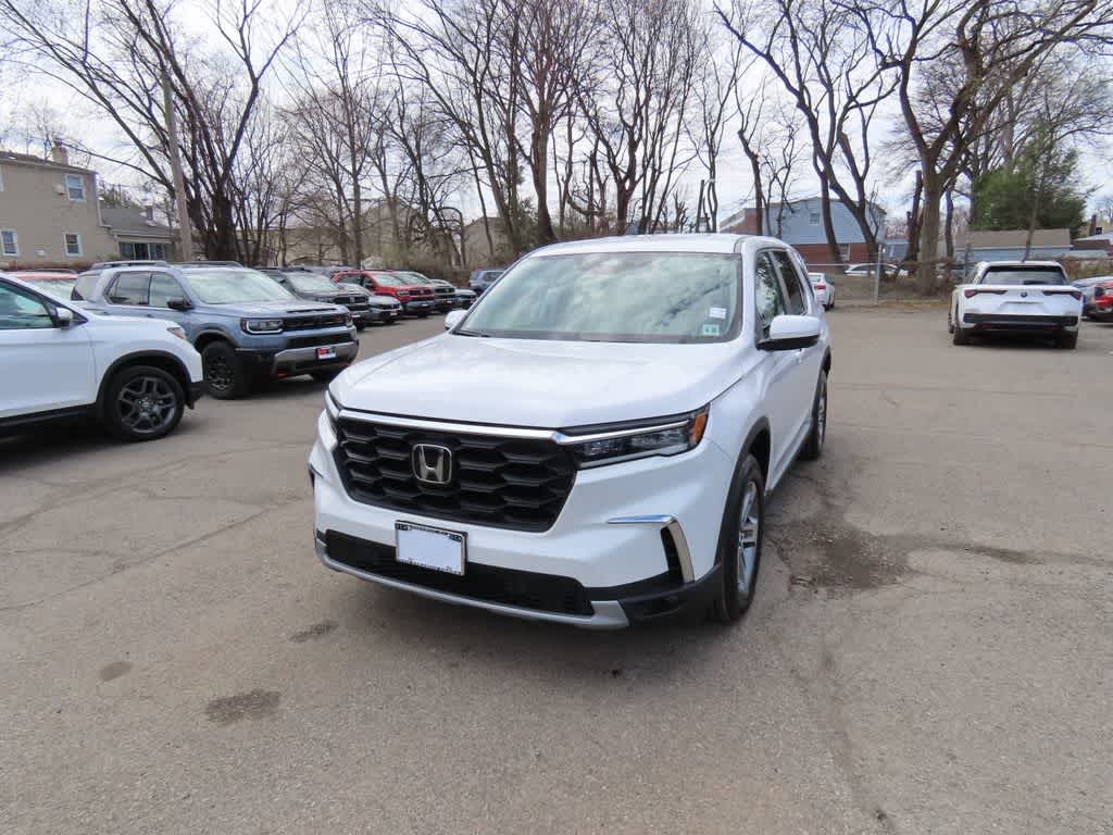 2023 Honda Pilot EX-L 8 Passenger