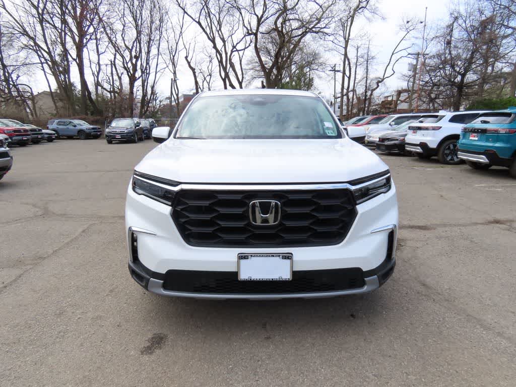 2023 Honda Pilot EX-L 8 Passenger