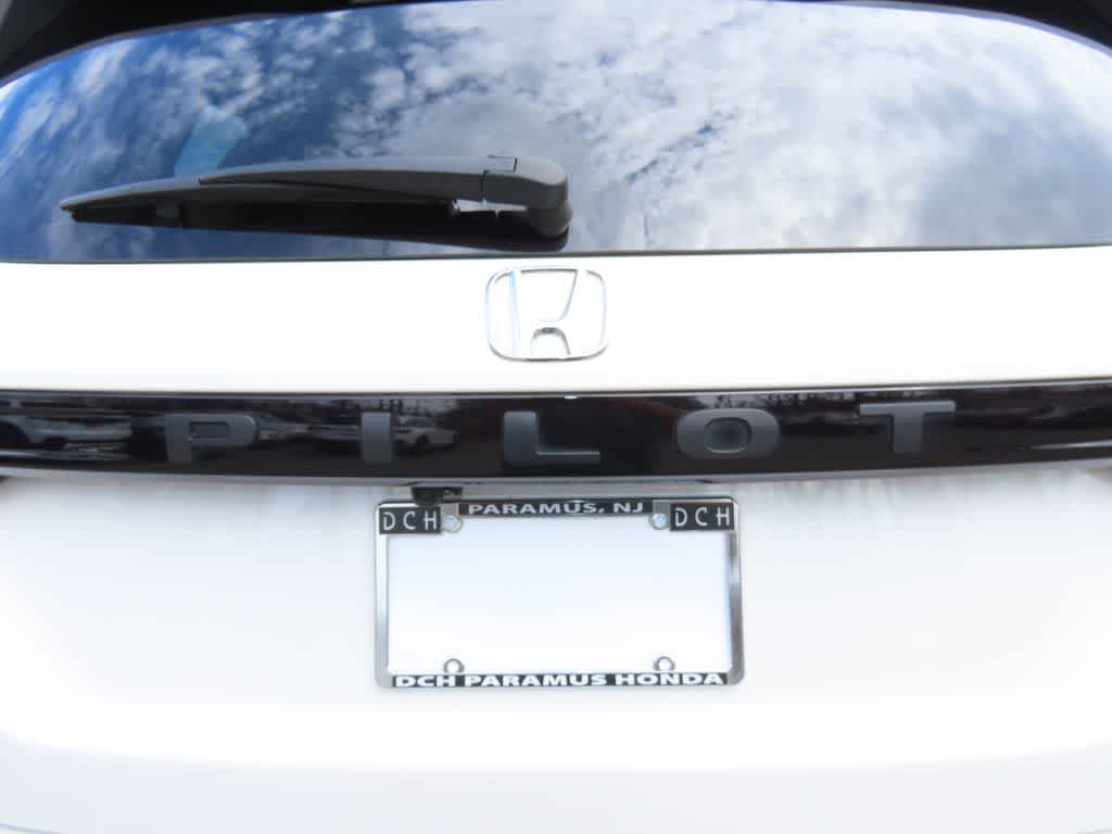 2023 Honda Pilot EX-L 8 Passenger