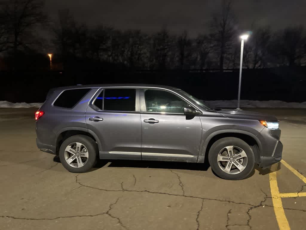 2023 Honda Pilot EX-L 7 Passenger
