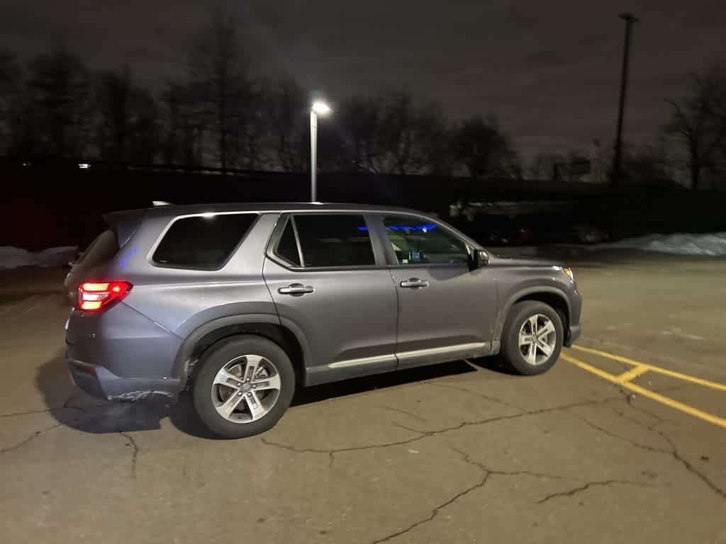 2023 Honda Pilot EX-L 7 Passenger