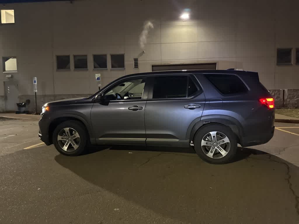 2023 Honda Pilot EX-L 7 Passenger