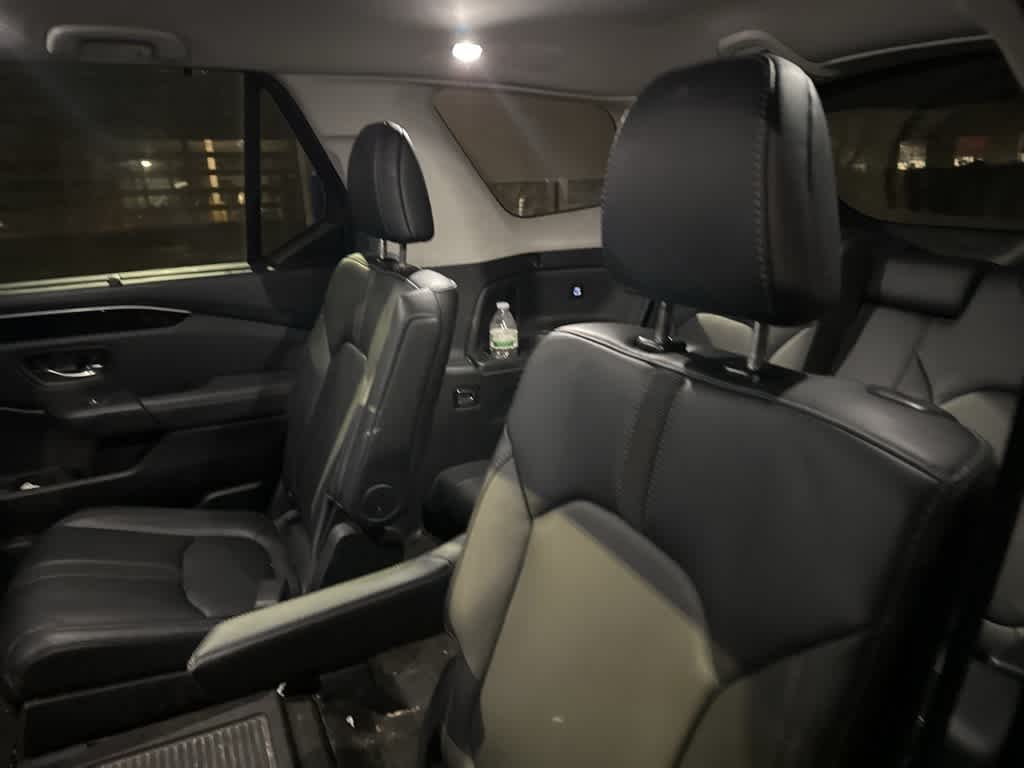 2023 Honda Pilot EX-L 7 Passenger