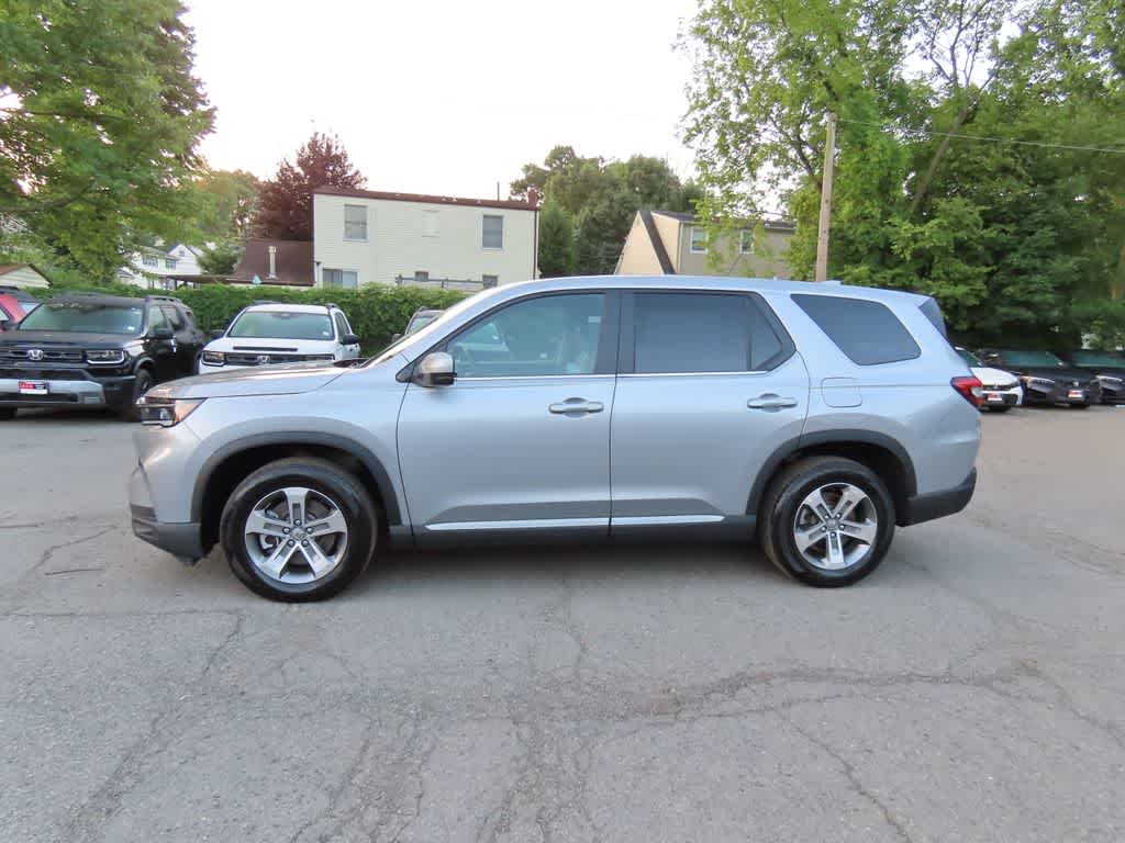 2023 Honda Pilot EX-L 7 Passenger
