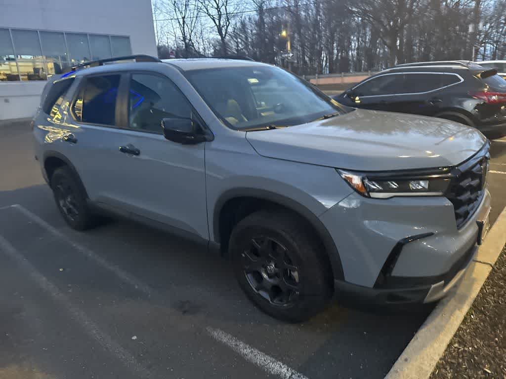 2023 Honda Pilot TrailSport