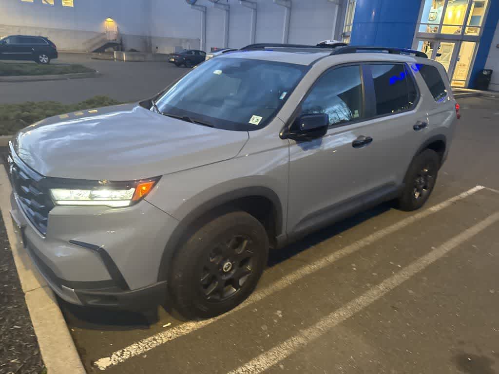2023 Honda Pilot TrailSport