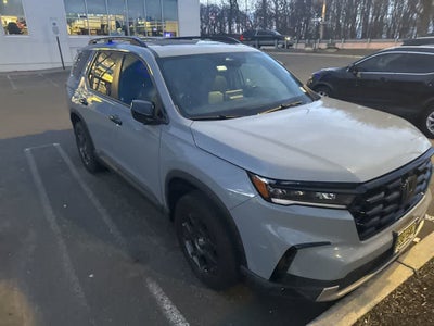2023 Honda Pilot TrailSport
