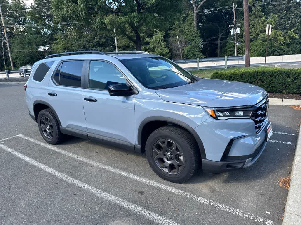 2023 Honda Pilot TrailSport