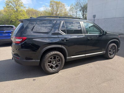 2023 Honda Pilot TrailSport