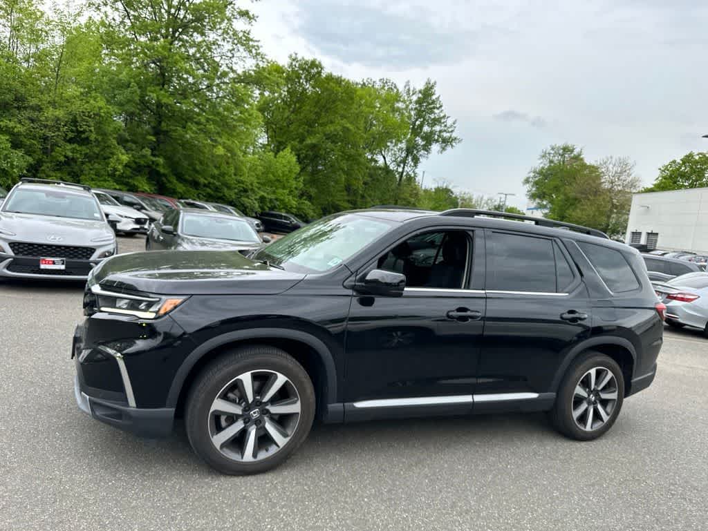 2023 Honda Pilot Touring