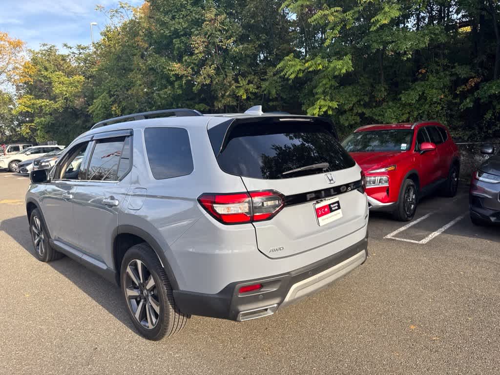 2024 Honda Pilot Touring