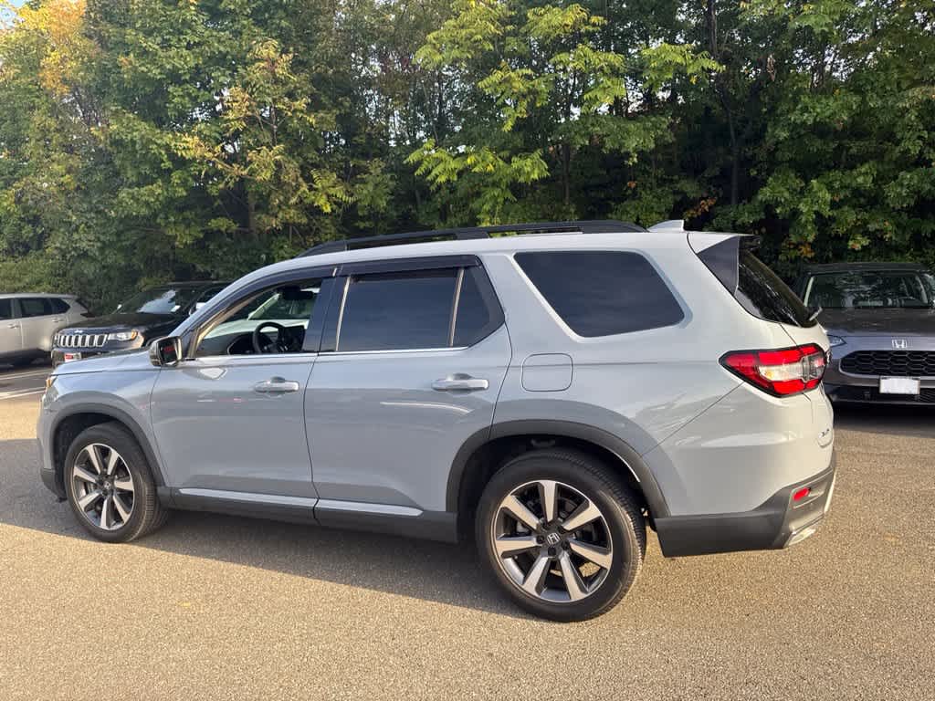2024 Honda Pilot Touring