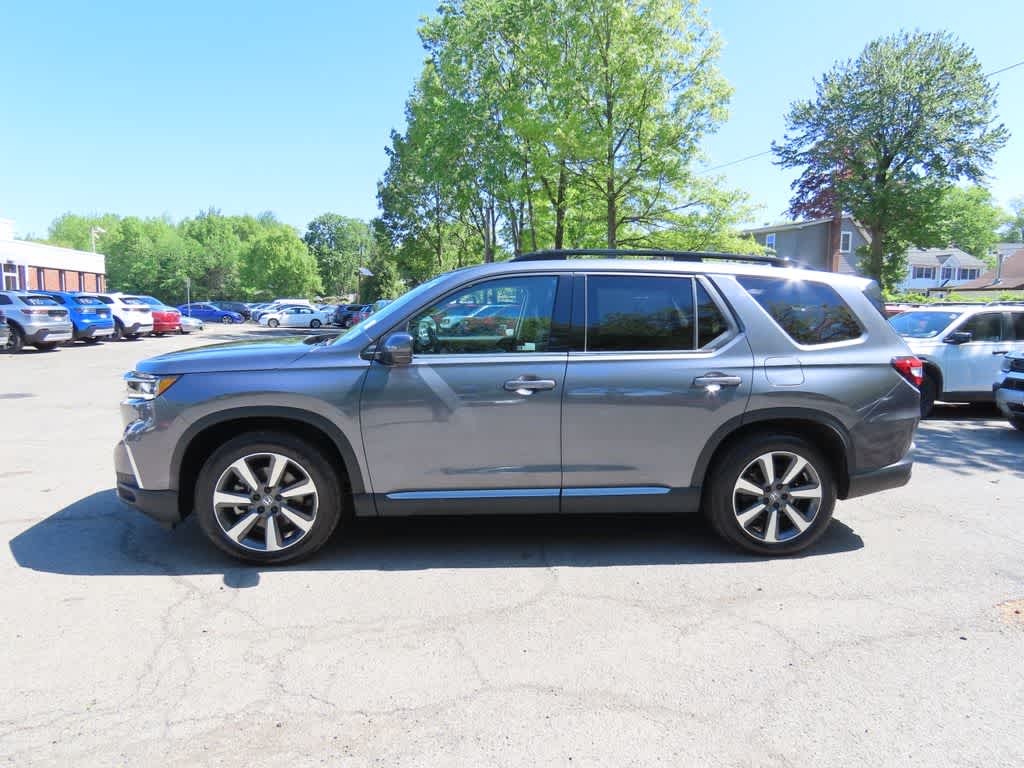 2024 Honda Pilot Touring