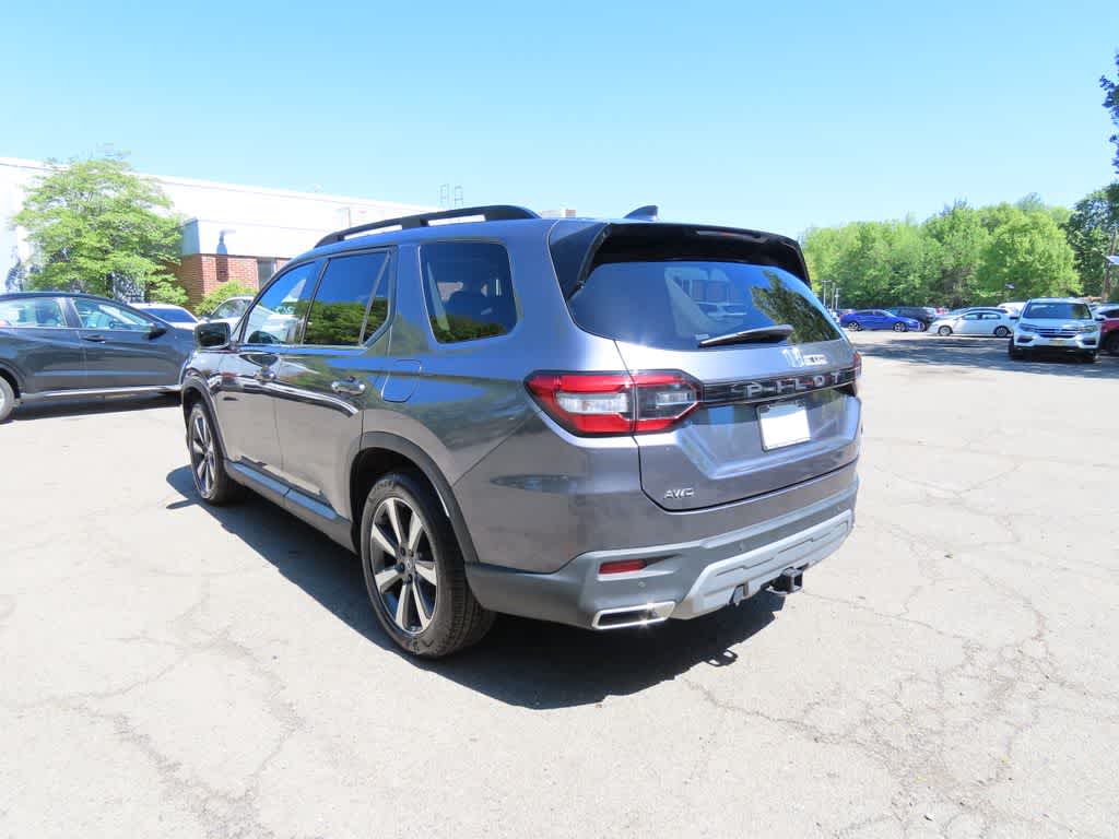 2024 Honda Pilot Touring