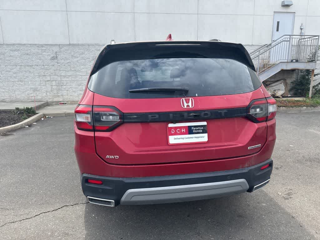 2023 Honda Pilot Touring