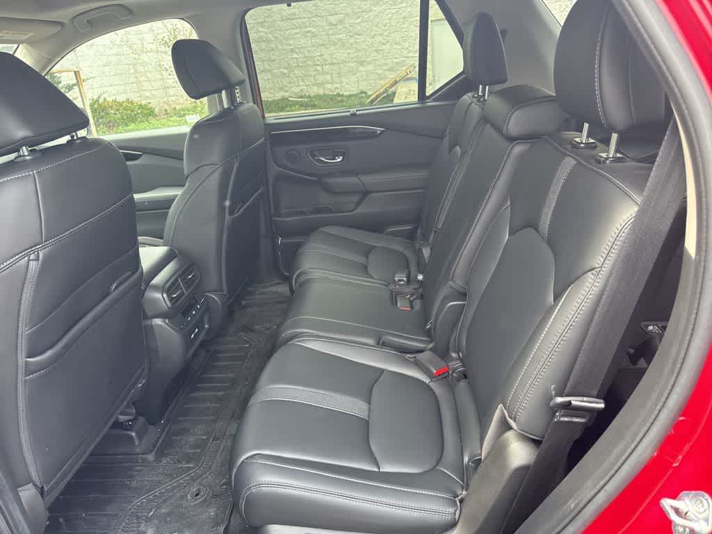 2023 Honda Pilot Touring