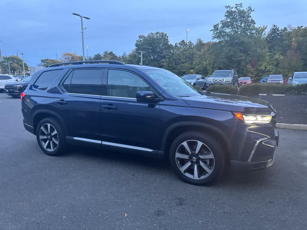 2025 Honda Pilot Touring