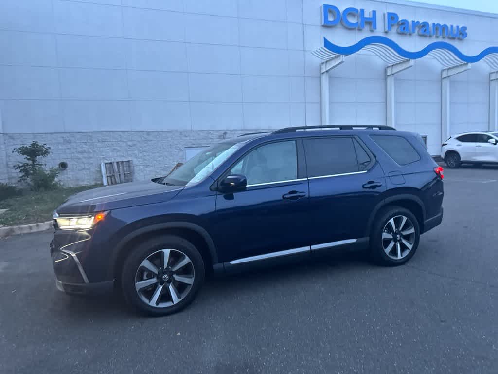 2025 Honda Pilot Touring