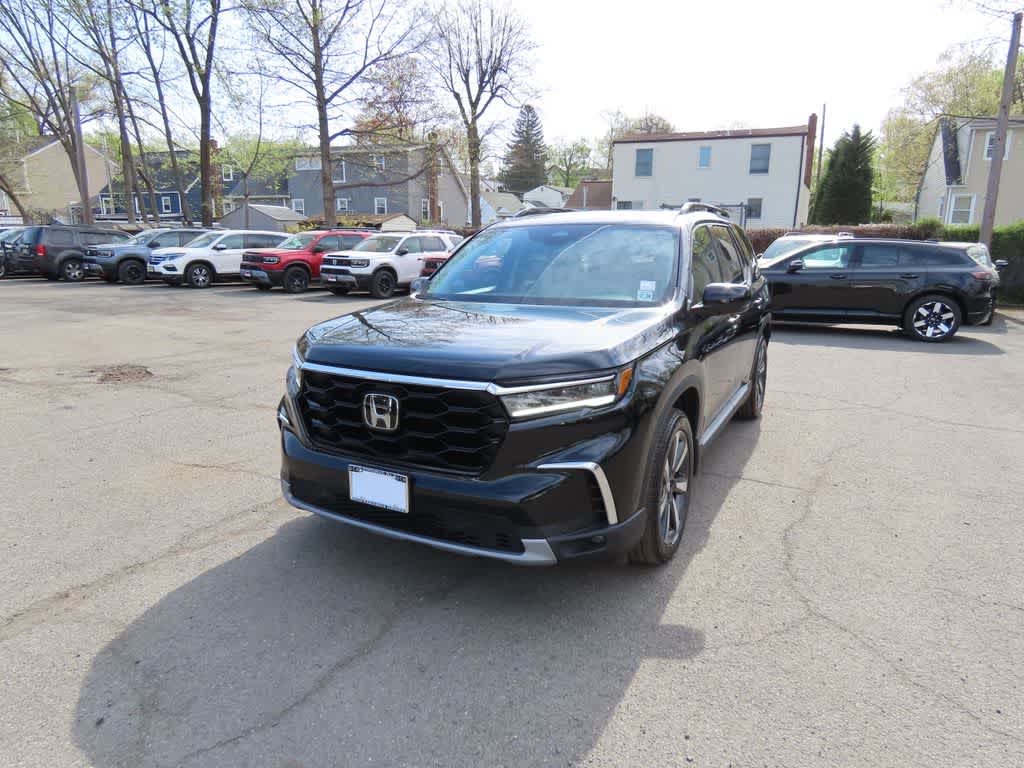 2023 Honda Pilot Touring