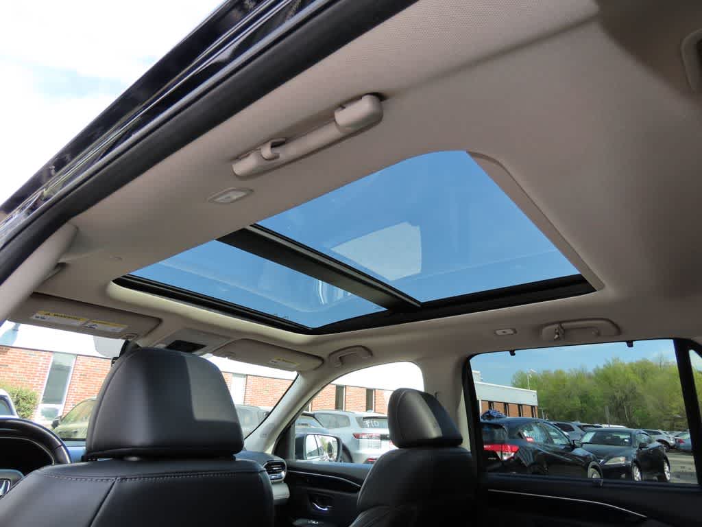 2023 Honda Pilot Touring