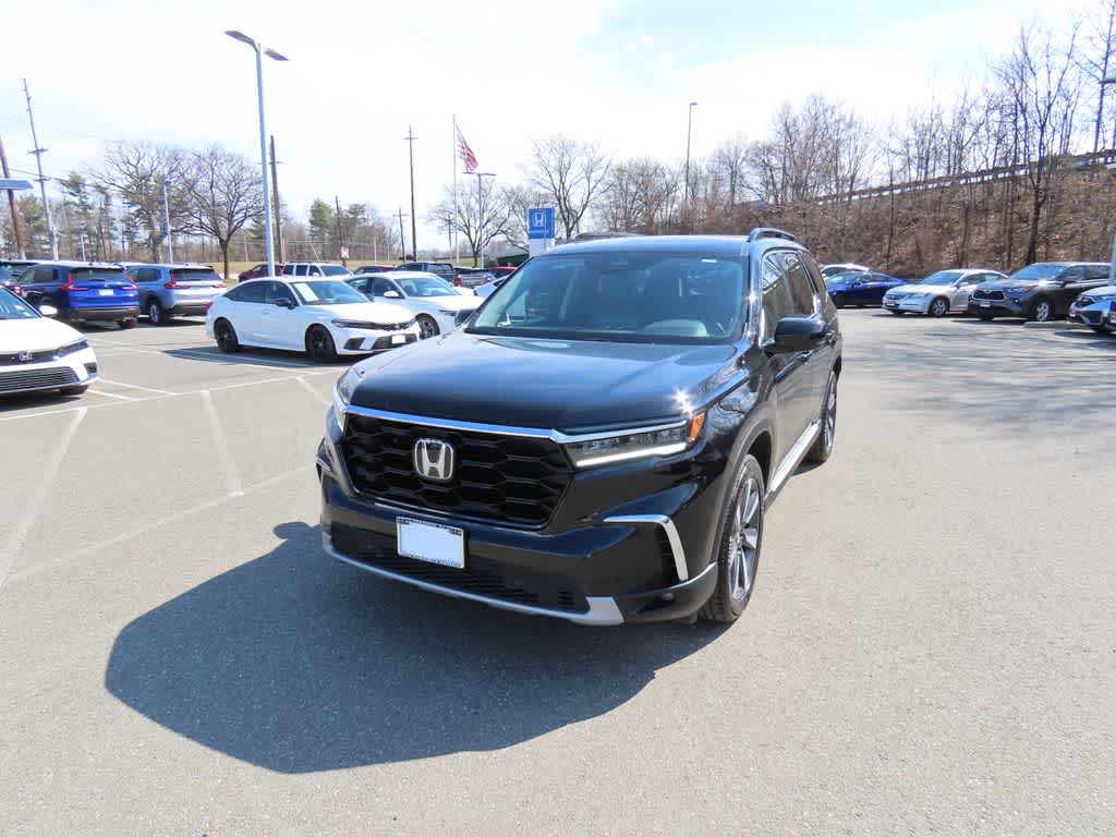 2025 Honda Pilot Touring