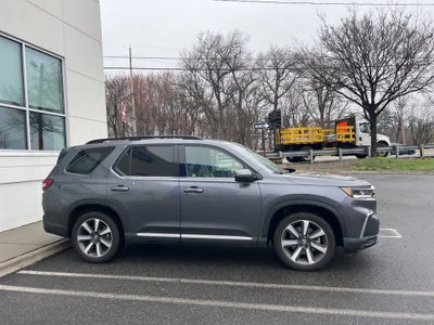 2023 Honda Pilot Touring