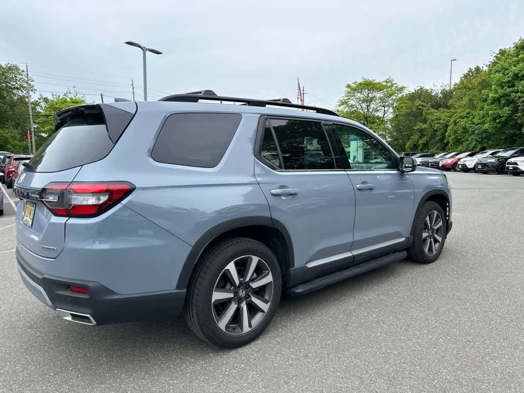 2025 Honda Pilot Touring