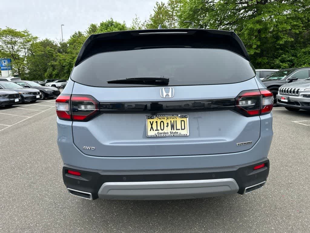 2025 Honda Pilot Touring