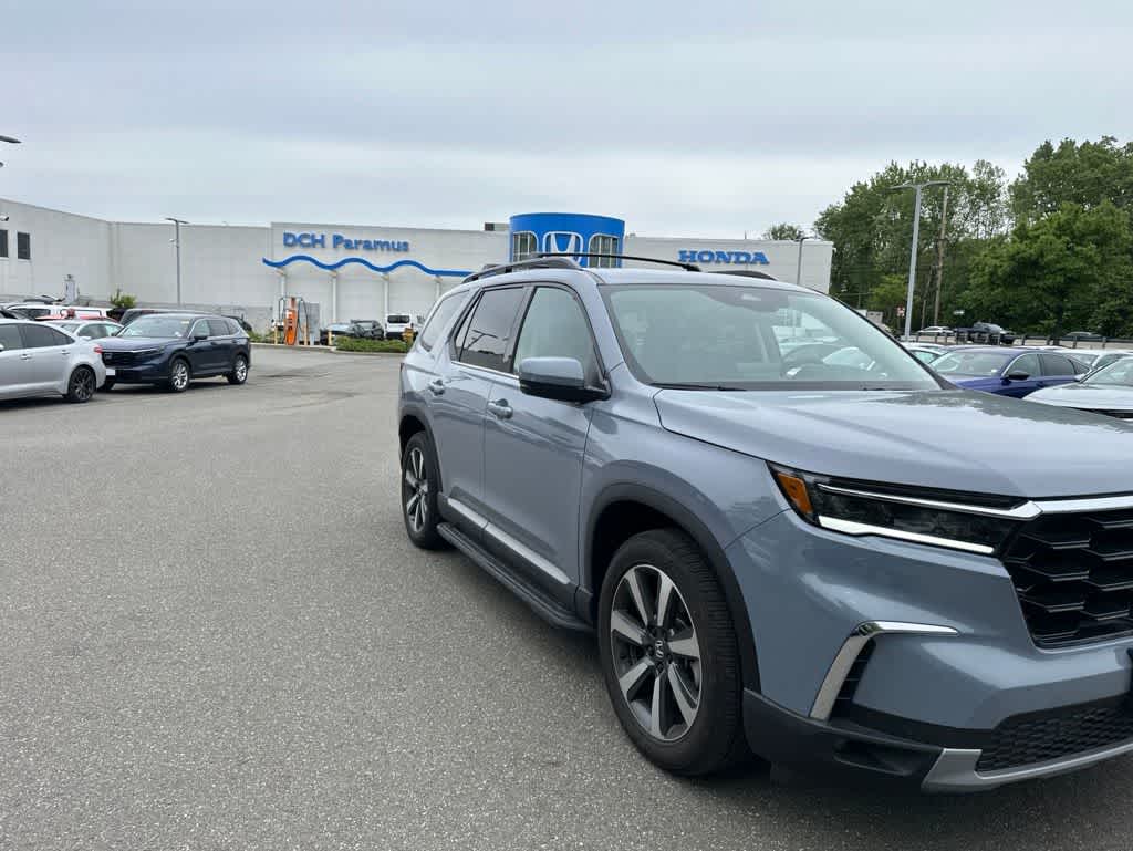 2025 Honda Pilot Touring