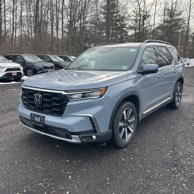 2023 Honda Pilot Touring