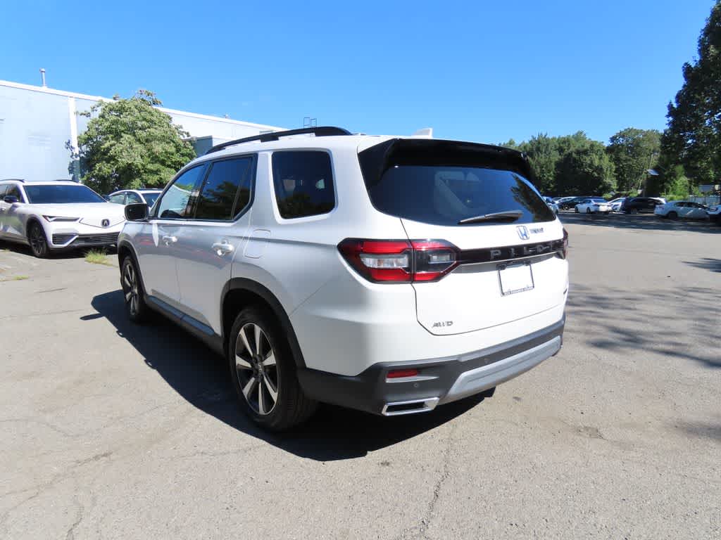 2025 Honda Pilot Touring