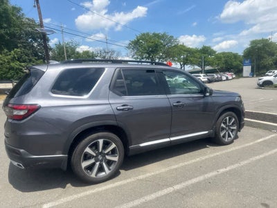 2024 Honda Pilot Touring