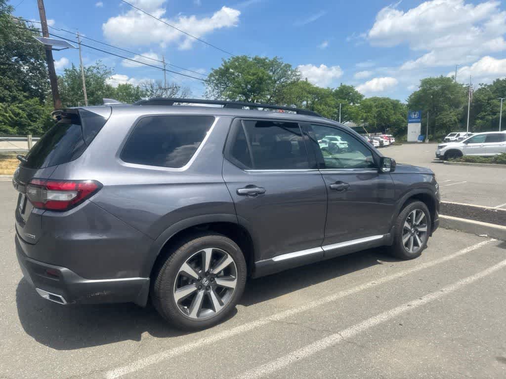 2024 Honda Pilot Touring