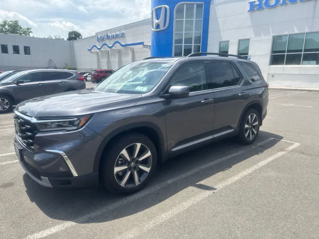 2024 Honda Pilot Touring