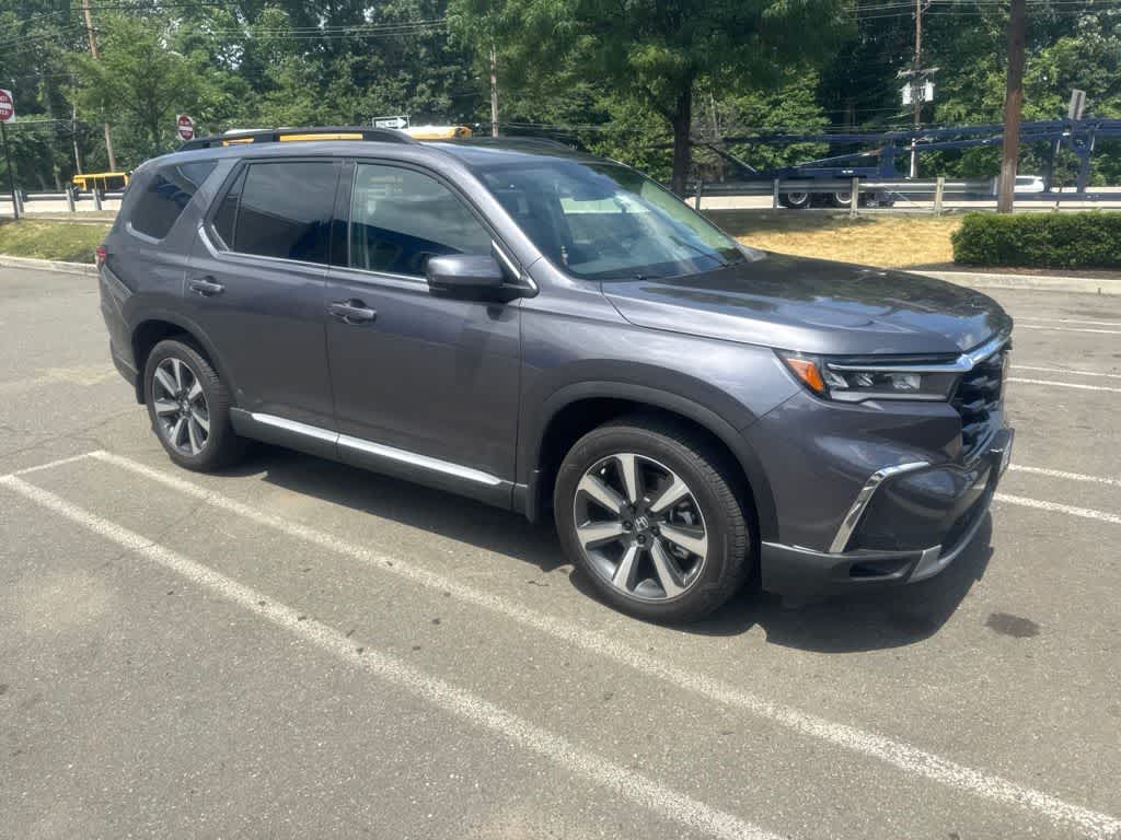 2024 Honda Pilot Touring